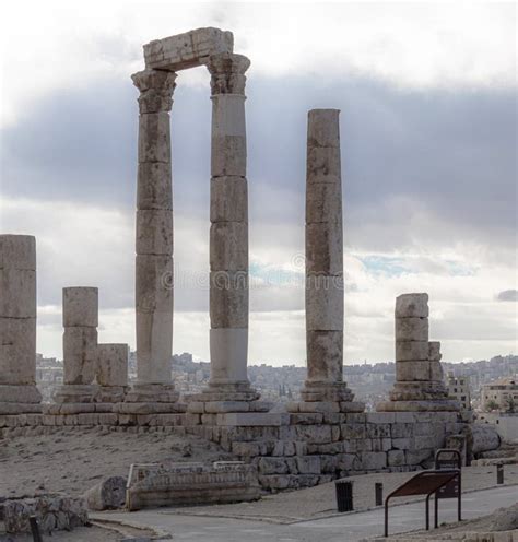 The Amman Citadel, Amman Hercules Temple, Road, Fine Art Amman, History ...