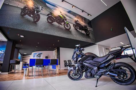 Moto Bajaj do Brasil inaugura primeira concessionária em Belo