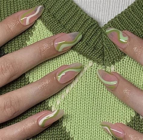 Pin By Lexxi On Nails In 2021 Minimalist Nails Swag Nails Green Nails