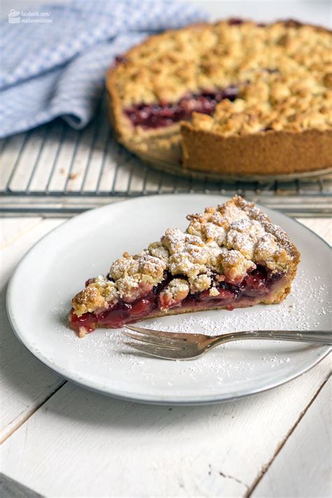 Blechkuchen Mit Kirschen Und Streusel Baghdaddys