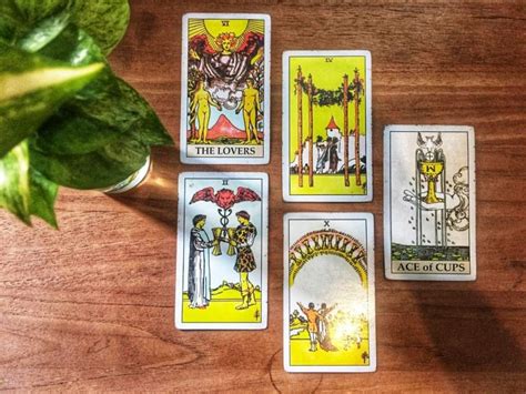 Detail Makna Kartu Tarot Koleksi Nomer