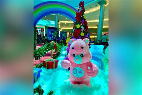 A Chegada Do Papai Noel Mau Plaza Aposta Em Decora O De Natal