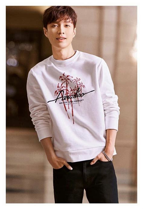 Pin by Mivivog on 엑소 EXO Exo lay Exo Graphic sweatshirt