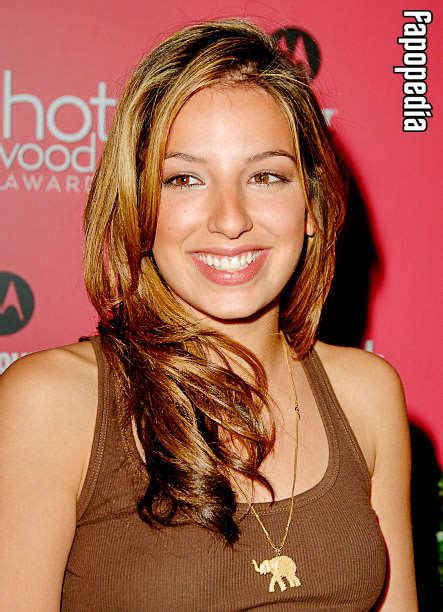 Vanessa Lengies Nude Leaks Photo Fapopedia