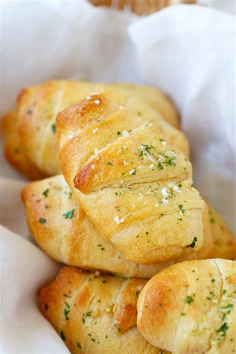 Garlic Butter Cheesy Crescent Rolls Rasa Malaysia