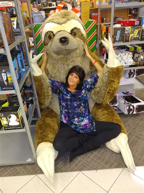 Daniel Arenson, Sci-Fi & Fantasy Author - This giant earthworm worm was