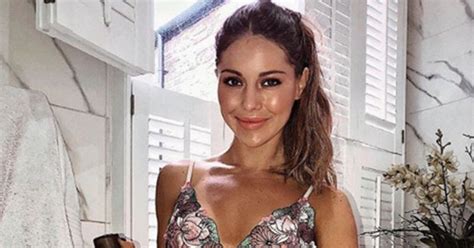 Louise Thompson Strips Down To Lingerie For Tantalising Display Daily Star