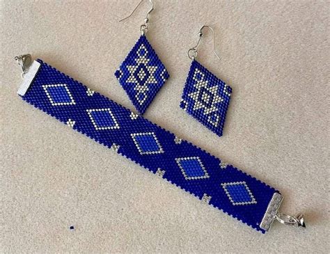 Pin By Rich Tobin On Beadwork Bead Loom Patterns Loom Beading