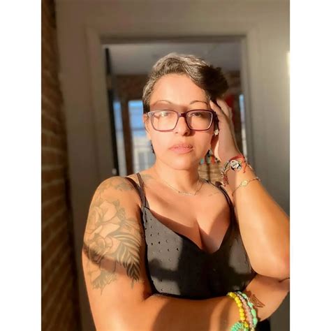 Would You Fuck My Hot Aunt Scrolller