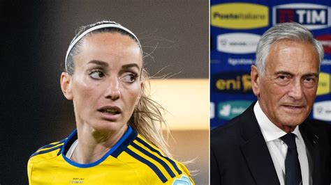 Fotboll Kosovare Asllani Sett Fler Djur N M Nniskor H R Svt Sport