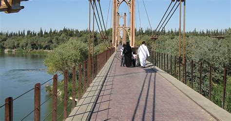 Deir ez-Zor suspension bridge in Deir ez-Zor, Syria | Tripomatic