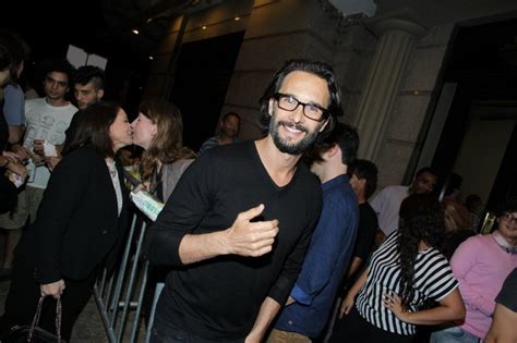 EGO Rodrigo Santoro vai a pré estreia de filme que tem Alice Braga no