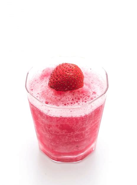 Premium Photo | Fresh strawberry smoothie