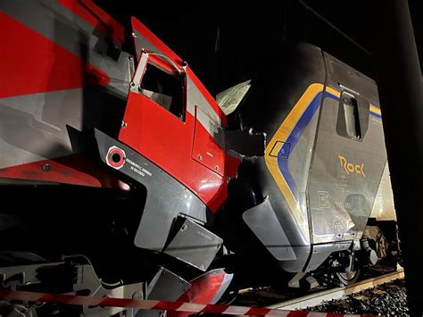 Urto Tra Due Treni Nel Ravennate Trenitalia Contusi Lievi