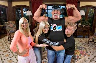 Hulk Hogan family pictures ~ WWE Superstars,WWE wallpapers,WWE pictures