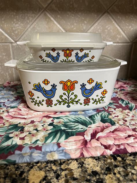 Vintage Corningware Country Festival Baking Dish Serving Dish Set