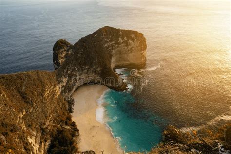 Playa De Kelingking En La Isla Bali Indonesia De Nusa Penida Foto De