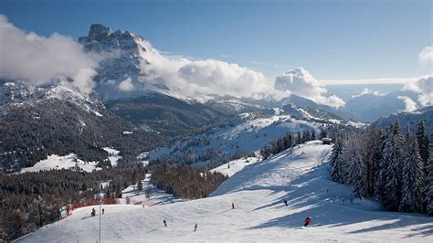 Wintersport Im Skigebiet Dolomiti Superski In Südtirol