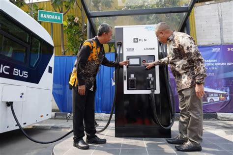 Laju Pertumbuhan Kendaraan Listrik Naik Pln Ajak Negara Asean