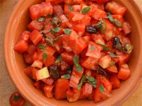 Recettes de Salade de tomates de Petite cuillère et charentaises