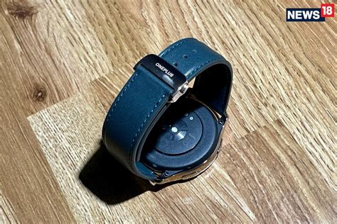 Oneplus Watch Cobalt Limited Edition Review Enough To Justify Premium Aspirations News18