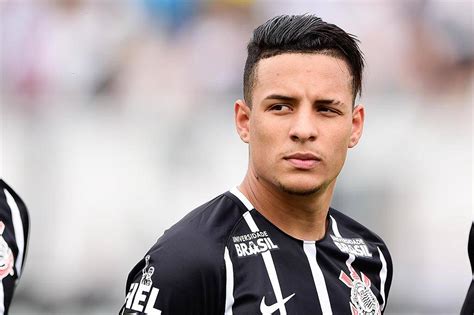 Veja Imagens De Guilherme Arana No Corinthians Gazeta Esportiva