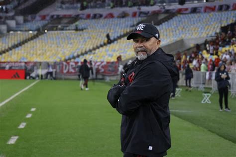 Flamengo toma decisão sobre Sampaoli após derrota na Copa do Brasil