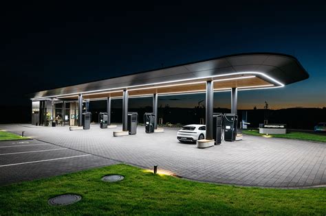 Auch Porsche Er Ffnet Charging Hub Puls Magazin