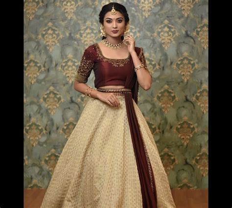 Pin On Onam Outfits Kerala Engagement Dress Long Skirt Top Designs