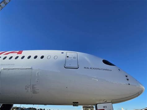 Real Academia Española el nuevo Airbus A350 que Iberia incorpora a su