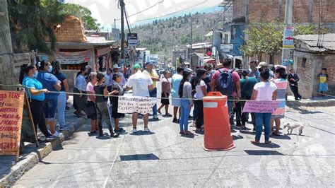 Bloquean Tambi N En La Colonia Emiliano Zapata De La Capital Para