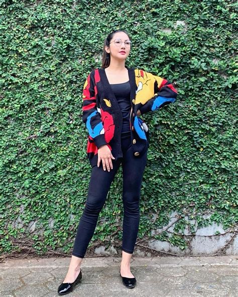 9 Inspirasi Ootd Dengan Effortless Style Ala Seleb