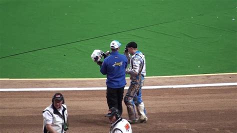 Crash at Cardiff Speedway Grand Prix 06 2011 Żużlowe Grand Prix w