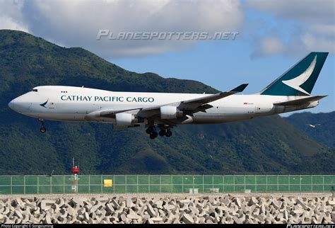 B Lif Cathay Pacific Boeing Erf Photo By Songxiuming Id