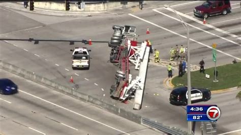 Eb Griffin Road Reopens After Tractor Trailer Overturns Near Turnpike