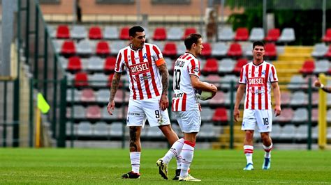 Lr Vicenza Tesser Mette Anche La Squadra Biancorossa Tra Le Candidate