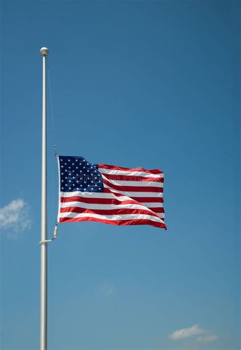 2+ Usa flag half mast Free Stock Photos - StockFreeImages