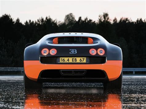 Bugatti 16.4 Veyron Super Sport Guide — Supercar Nostalgia