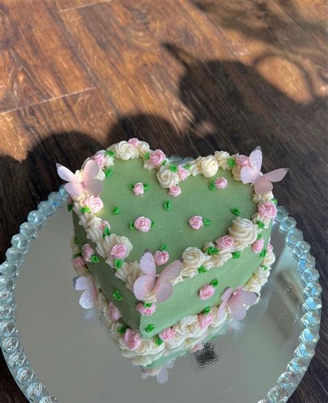 heart shaped birthday cake
