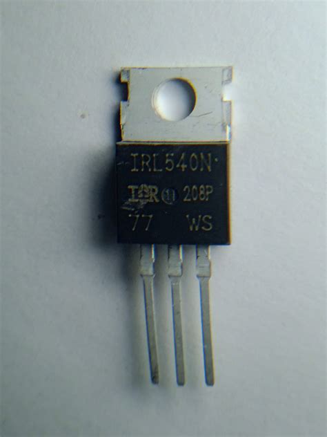 Transistor Irl540n Irl540 T0 220 Ic 3 Pzas ESMART