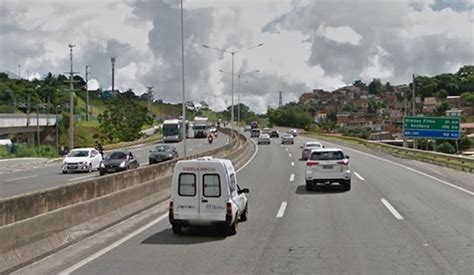 TrA Nsito A Intenso Em Trechos Da BR 324 E Movimento Tranquilo No