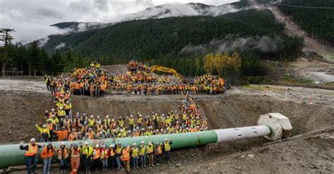 Coastal Gaslink Pipeline Fully Installed Tc Energy Pipeline Online