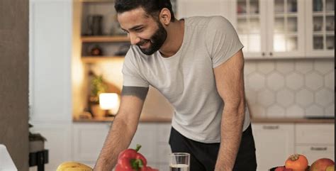 The Role of Nutrition in Men’s Health: 7 Tips for a Balanced Diet Nmami ...