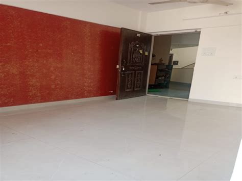 1 BHK Residential Apartment 520 Sq Ft For Rent In Juhu Versova Link