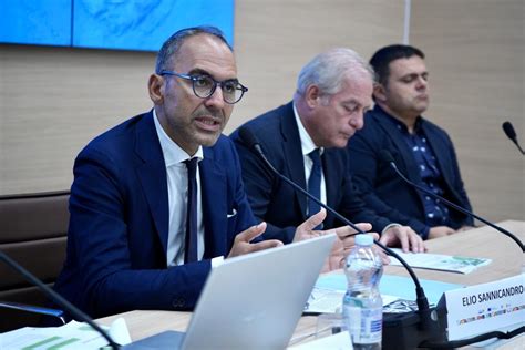 Bari Fdl Presentato Dal Vicepresidente Regionale Piemontese Il