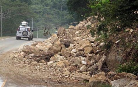 Derrumbes continúan en carretera CA 4 en Honduras La Noticia HN