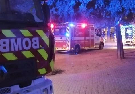 Intoxicado Por Humo Un Hombre En El Incendio De Una Cocina De Una Vivienda De Bellavista En Sevilla