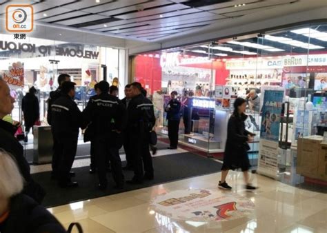 賊仔潛電器店爆竊 擸走26部iphone｜即時新聞｜港澳｜on Cc東網