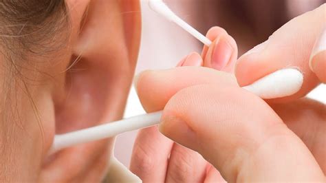 Few Tips For Cleaning Your Ears Safely Top Natural Remedy