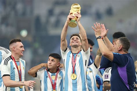 World Cup: Julian Alvarez Wins Third Star with Argentina - Bitter and Blue